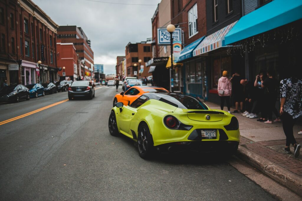 photo 1601754547299 f7b87e263c80